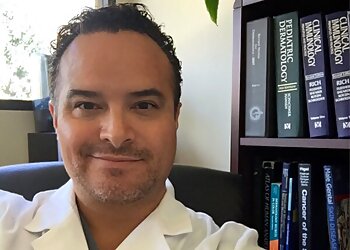 David Robles, MD, PhD - OAK TREE DERMATOLOGY Pomona Dermatologists image 1