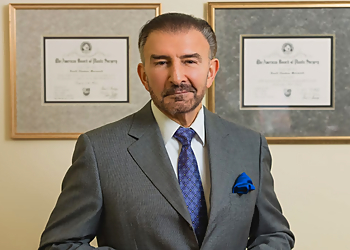 David T. Morwood, MD, FACS David T. Morwood, MD, FACS - Salinas, CA Plastic Surgeons - Doctor Portrait Image