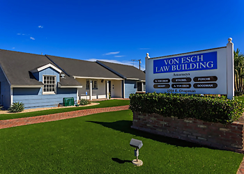 Fullerton Real Estate Lawyers David V. Luu - VON ESCH LAW GROUP