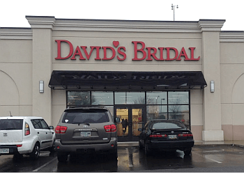 Eugene bridal shop Davids Bridal