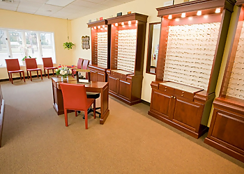 Newark Eye Doctors Dawn Arnold, OD - NJVISION