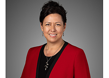 Dawn M. Gibson - SIMMONS PERRINE PLC Dawn M. Gibson - Cedar Rapids, IA Immigration Lawyers - Lawyer Portrait Image