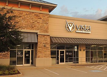 Grand Prairie Physical Therapists DeTerriyon Robinson, PT, DPT - VISTA PHYSICAL THERAPY-GRAND PRAIRIE