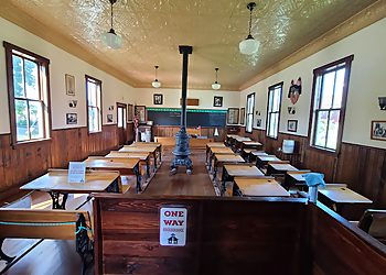 Overland Park Places To See Deanna Rose Children's Farmstead