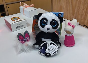 Raleigh Gift Shops Debby's Hallmark Shop