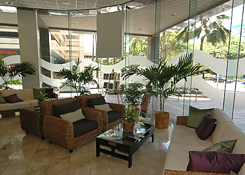 Honolulu Dentists Declan J. Devereux, DDS - ALA MOANA DENTAL CARE