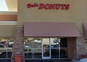 Las Vegas Donut Shops Dee's Donuts