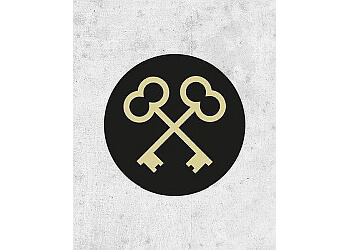 Reno Marriage Counselors Deken Gossett, MFTI - CROSSED KEYS COUNSELING