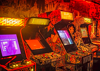 Detroit Night Clubs Deluxx Fluxx