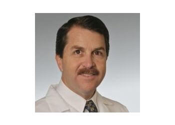 Fontana pain management doctor Dennis Michael Lindeborg, MD - Kaiser Permanente