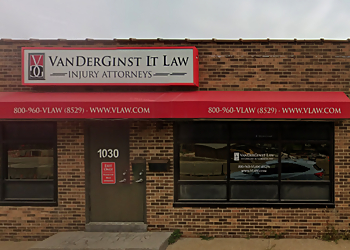 Cedar Rapids Medical Malpractice Lawyers Dennis VanDerGinst - VANDERGINST LAW, PC