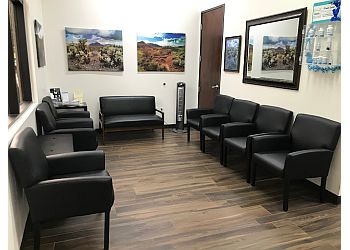 Gilbert Pain Management Doctors Derek Higgins, DO - PIONEER SPORTS & SPINE