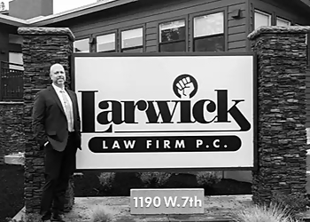 Eugene Medical Malpractice Lawyers Derek Larwick - LARWICK LAW FIRM