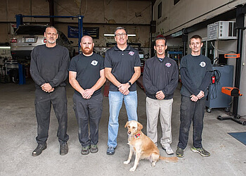 Derham's Alignment & Auto Repair - Wilmington, NC Car Repair Shops - Team Image