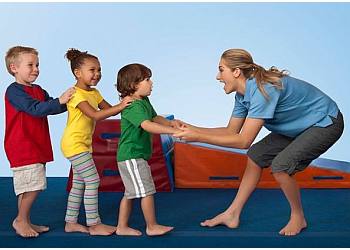 Desert Valley Pediatric Therapy - Phoenix, AZ Occupational Therapists - Doctor With Patient Image