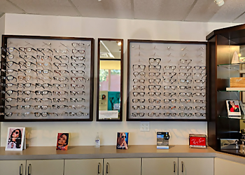 Thousand Oaks Eye Doctors Devin C. Hymas, MD - LYNN EYE MEDICAL GROUP