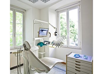 West Valley City Cosmetic Dentists Devin Davidson, DMD - PREMIER DENTAL CARE