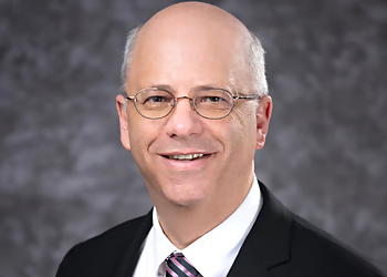 Devin Hymas, MD - LYNN EYE MEDICAL GROUP Devin Hymas, MD - Thousand Oaks, CA Eye Doctors - Doctor Portrait Image