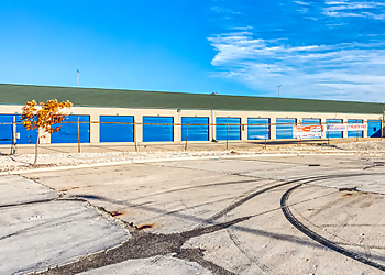 Milwaukee Storage Units Devon Self Storage Milwaukee