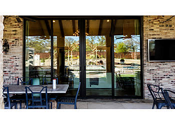 Diamond Shine Windows - Irving, TX Window Cleaners - Outdoor Work Image