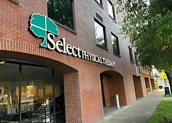 Diana Cisneros, PT, DPT - SELECT PHYSICAL THERAPY SACRAMENTO - Sacramento, CA Physical Therapists - Clinic Exterior Image