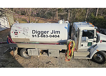 Digger Jim Digger Jim - Kansas City, KS Septic Tank Services - Service Vehicle Image
