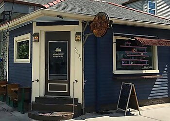 New Orleans Donut Shops District Donuts Sliders Brew