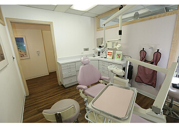 West Covina Dentists Dmitry Tubis, DDS - CAMERON FAMILY DENTAL