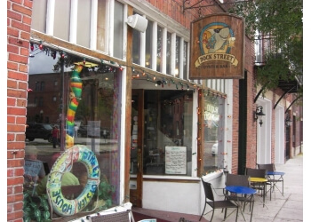 3 Best Seafood Restaurants in Wilmington, NC - Expert Recommendations