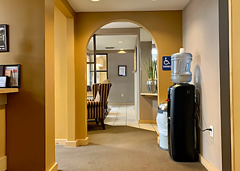 Mobile Dentists Donald Ellsworth Brown III, DMD - KNOLLWOOD DENTAL GROUP