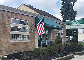 Columbus Podiatrists Donnalyn Moeller, DPM