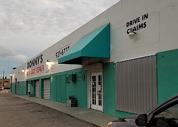 Donny's Auto Body Shop