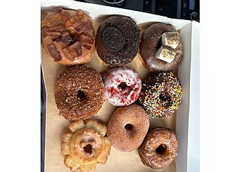 Donut King Hawaii Honolulu Donut Shops image 1
