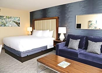 Lowell Hotels DoubleTree by Hilton Hotel Boston-Andover