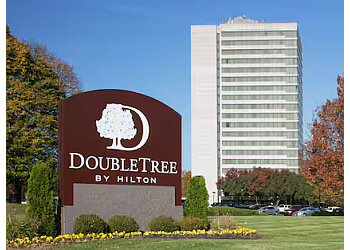 DoubleTree by Hilton Hotel Kansas City - Overland Park Overland Park Hotels