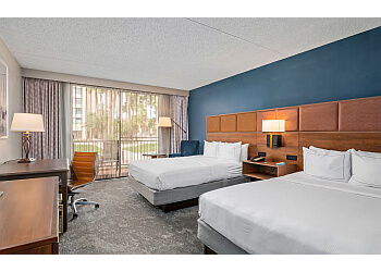 DoubleTree by Hilton Hotel Tucson Reid Park - Tucson, AZ Hotels