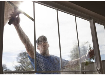 Plano window cleaner Doug Does Windows