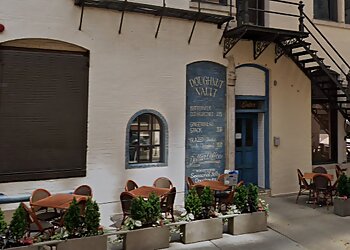 Chicago Donut Shops Doughnut Vault