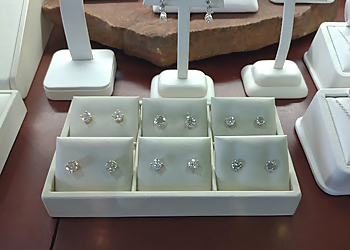 Phoenix Jewelry Douglas Diamonds
