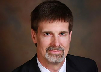 Douglas Richards - LAW OFFICE OF DOUGLAS RICHARDS Douglas Richards - St Louis, MO DWI & DUI Lawyers - Lawyer Portrait Image