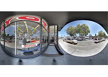 Downtown Toyota of Oakland - Oakland, CA Car Dealerships - Business Gallery Image