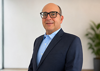 Dr. Abbas Khayami, DC - BETTER HEALTH SOLUTIONS Dr. Abbas Khayami, DC - Scottsdale, AZ Chiropractors - Doctor Portrait Image
