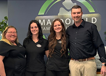 Flint Chiropractors Dr. Adam MacDonald, DC - MAC DONALD CHIROPRACTIC