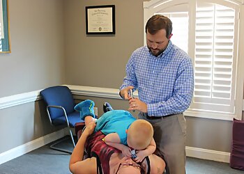 Fayetteville Chiropractors Dr. Alex Smith, DC - FAYETTEVILLE FAMILY CHIROPRACTIC