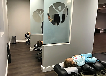 St Louis Chiropractors Dr. Alex Vidan, DC - VIDAN FAMILY CHIROPRACTIC