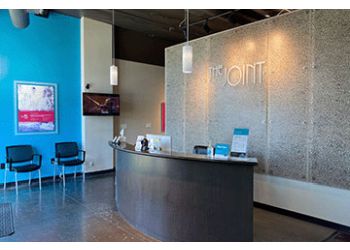 Glendale Chiropractors Dr. Andrew Haig, DC - THE JOINT CHIROPRACTIC-GLENDALE NORTH