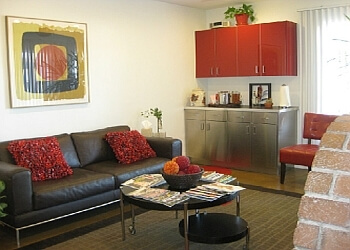 Phoenix Psychologists Dr. Aynne Henry, Ph.D