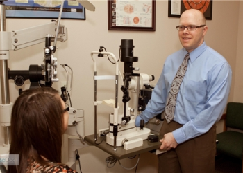 Optometrists Abrams Eyecare Associates Carmel In