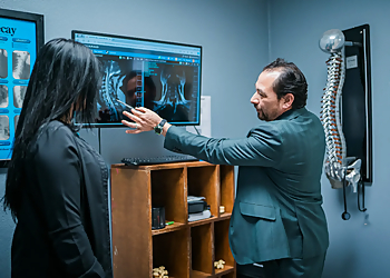 Odessa Chiropractors Dr. Ben Quiroz, DC - HQ CHIROPRACTIC