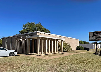 Waco Chiropractors Dr. Bradley A. McKenzie, DC - MCKENZIE CHIROPRACTIC CENTER